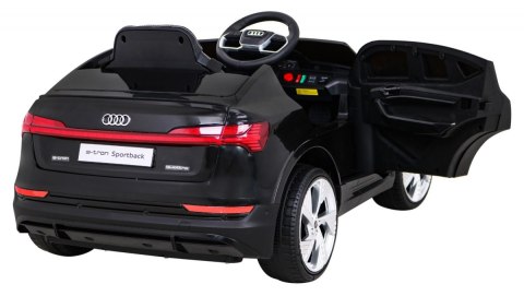 Audi E-Tron Sportback dla dzieci Czarny + Pilot + Napęd 4x4 + Wolny Start + Radio MP3 + LED Audi E-Tron Sportback dla dzieci Czarny + Pilot + Napęd 4x4 + Wolny Start + Radio MP3 + LED