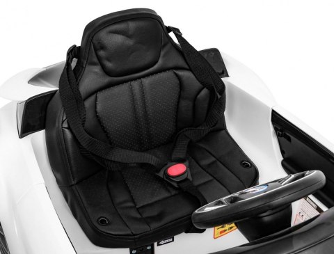BMW I8 Lift Auto na akumulator Biały + Pilot + Wolny Start + 3-pkt pasy + MP3 USB + LED BMW I8 Lift Auto na akumulator Biały + Pilot + Wolny Start + 3-pkt pasy + MP3 USB + LED