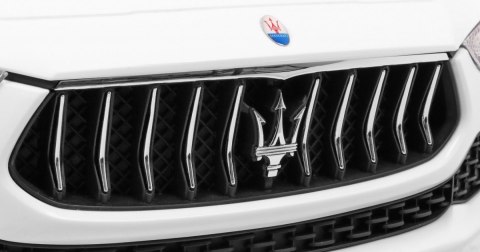 Maserati Ghibli na akumulator dla dzieci Biały + Pilot + Wolny Start + EVA + MP3 USB + LED Maserati Ghibli na akumulator dla dzieci Biały + Pilot + Wolny Start + EVA + MP3 USB + LED