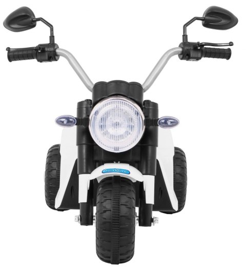Motorek MiniBike na akumulator dla dzieci Biały + Dźwięki + Światła LED + Ekoskóra Motorek MiniBike na akumulator dla dzieci Biały + Dźwięki + Światła LED + Ekoskóra