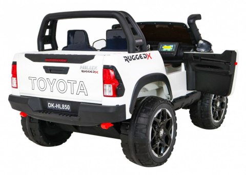 Pojazd Toyota Hilux Biała Pojazd Toyota Hilux Biała
