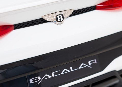 Autko Bentley Bacalar na akumulator dla dzieci Biały + Pilot + EVA + Wolny Start + Audio LED Autko Bentley Bacalar na akumulator dla dzieci Biały + Pilot + EVA + Wolny Start + Audio LED