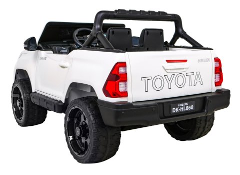 Toyota Hilux na akumulator dla dzieci Biały + Napęd 4x4 + Pilot + 2 bagażniki + Radio MP3 + LED Toyota Hilux na akumulator dla dzieci Biały + Napęd 4x4 + Pilot + 2 bagażniki + Radio MP3 + LED