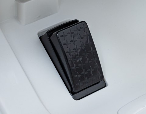 Autko BMW i4 na akumulator dla dzieci Biały + Wolny Start + EVA + Ekoskóra + Audio LED + Pilot Autko BMW i4 na akumulator dla dzieci Biały + Wolny Start + EVA + Ekoskóra + Audio LED + Pilot