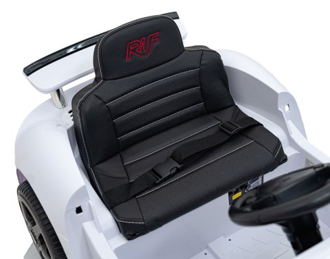Pojazd RUF CTR3 Biały Pojazd RUF CTR3 Biały