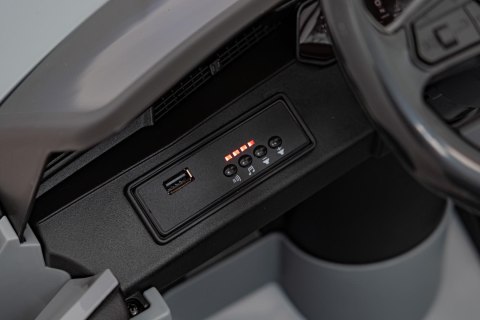 Pojazd Audi SQ8 Szary Pojazd Audi SQ8 Szary