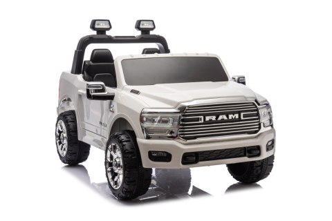 Pojazd RAM 3500 Biały Pojazd RAM 3500 Biały