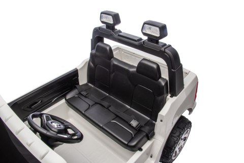Pojazd RAM 3500 Biały Pojazd RAM 3500 Biały