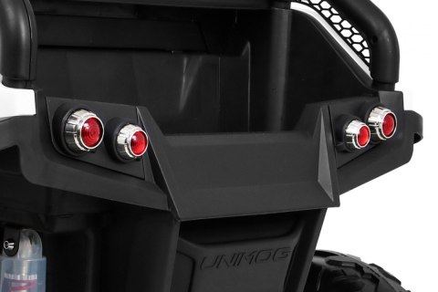 Pojazd Mercedes BENZ UNIMOG Biały Pojazd Mercedes BENZ UNIMOG Biały