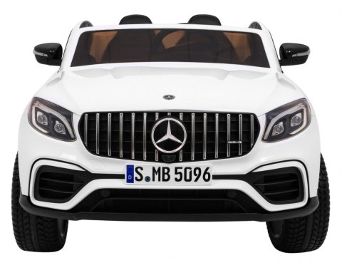 Auto Mercedes GLC 63S dla dzieci Biały SUV + Napęd 4x4 Auto Mercedes GLC 63S dla dzieci Biały SUV + Napęd 4x4
