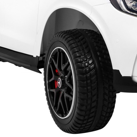 Auto Mercedes GLC 63S dla dzieci Biały SUV + Napęd 4x4 Auto Mercedes GLC 63S dla dzieci Biały SUV + Napęd 4x4