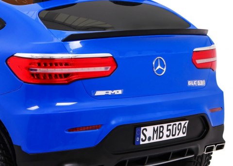Auto Mercedes GLC 63S dla dzieci - Niebieski SUV + Napęd 4x4 Auto Mercedes GLC 63S dla dzieci - Niebieski SUV + Napęd 4x4