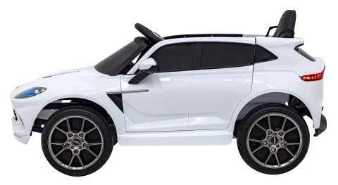 Aston Martin DBX na akumulator dla dzieci Biały + Pilot + EVA + Pasy + Wolny Start + Audio LED Aston Martin DBX na akumulator dla dzieci Biały + Pilot + EVA + Pasy + Wolny Start + Audio LED