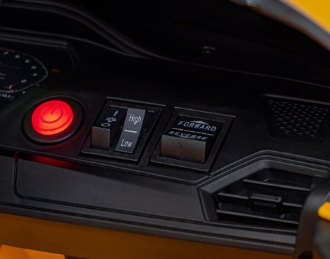 Pojazd BMW M4 Żółty Pojazd BMW M4 Żółty
