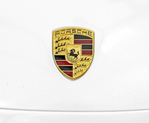 Porsche Cayenne S na akumulator dla dzieci Lakier Biały SUV + Pilot Porsche Cayenne S na akumulator dla dzieci Lakier Biały SUV + Pilot