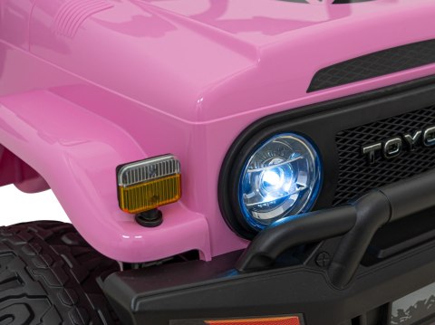 Toyota FJ Cruiser dla dzieci Różowy + Pilot + Napęd 4x4 + Audio LED + EVA + Wolny Start Toyota FJ Cruiser dla dzieci Różowy + Pilot + Napęd 4x4 + Audio LED + EVA + Wolny Start