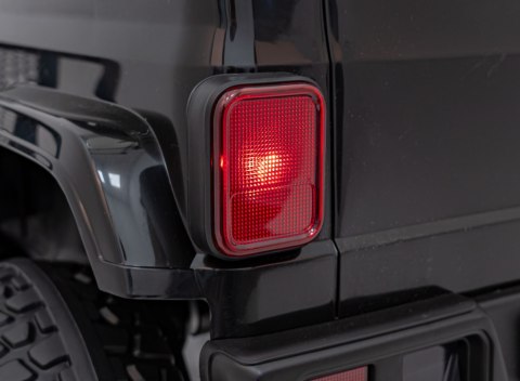 Auto terenowe OFF-ROAD 3.0 dla dzieci Czarny + Pilot + Wolny Start + Pasy + Audio LED Auto terenowe OFF-ROAD 3.0 dla dzieci Czarny + Pilot + Wolny Start + Pasy + Audio LED