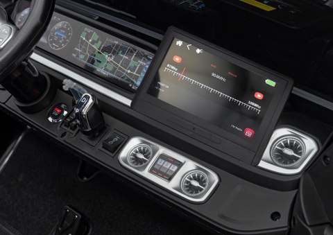 Pojazd Mercedes Benz G63 AMG XXL STRONG MP4 Czarny Pojazd Mercedes Benz G63 AMG XXL STRONG MP4 Czarny