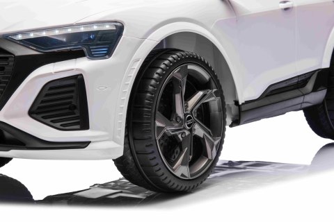 Pojazd Audi SQ8 Biały Pojazd Audi SQ8 Biały