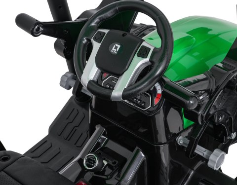 Pojazd MEGA Traktor D68 Z Przyczepką Zielony Pojazd MEGA Traktor D68 Z Przyczepką Zielony
